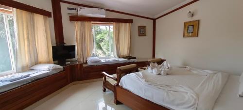 Candolim Resort | Sunset Beach Resort