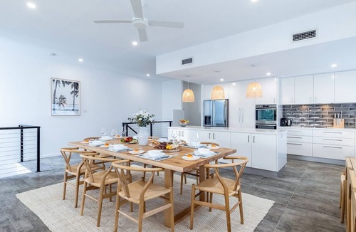 Soldiers Point House | Sunset Jewel - 7a Cromarty Road, Soldiers Point - Ocean Views, Linen, AIR CON & Wi-Fi