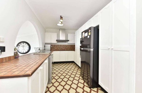 Sunshine House | Sunshine Shores Absolute Waterfront