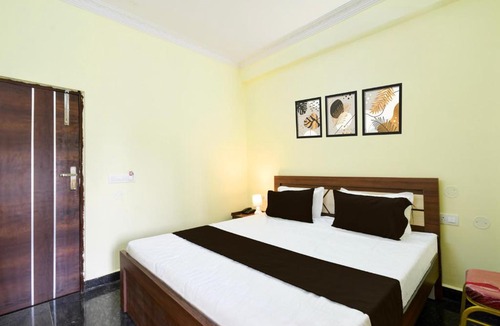 Hyderabad Hotel | Super Collection O Godavari Kompally