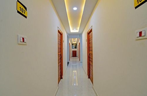 Hyderabad Hotel | Super Collection O Hyderabad Central University