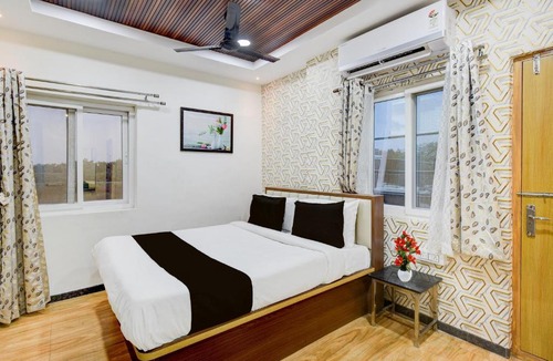 Hyderabad Hotel | Super Collection O Kollur Prime Arena Formerly Hotel Krishna