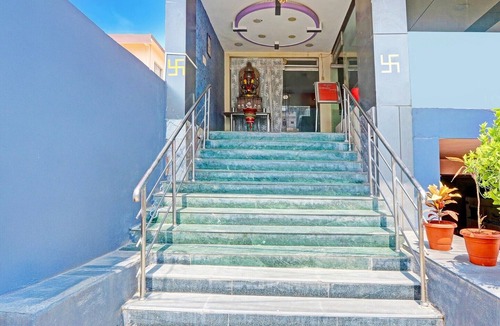 Kurnool House | Super Collection O Kurnool