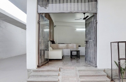 Rohini House | Super Collection O Sector 7 Rohini