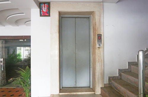Ramdaspeth House | Super Deluxe Room Hotel Tiyana Inn