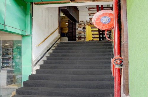 Allahabad House | Super Deluxe Roomhotel Ballian's