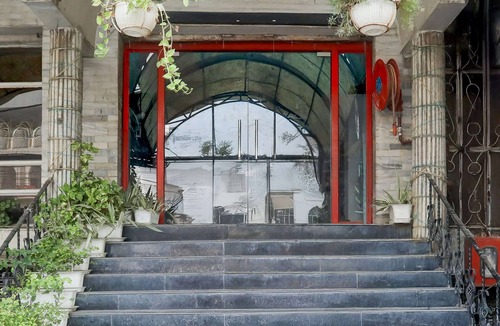 Allahabad House | Super Deluxe Roomhotel Santosh Palace