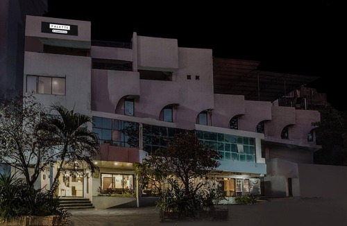 Adajan House | Super Deluxe RoomPalette Country Club