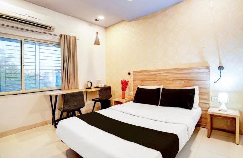 Manjidana Colony Hotel | Super Hotel O Katol Road Friends Colony