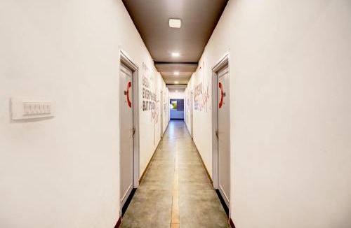 Manjidana Colony Hotel | Super Hotel O Katol Road Friends Colony