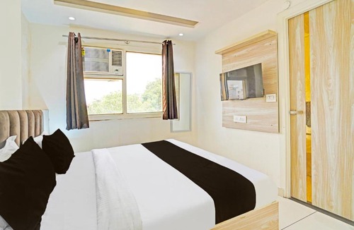Adarsh Nagar Hotel | Super Hotel O Luxury Inn