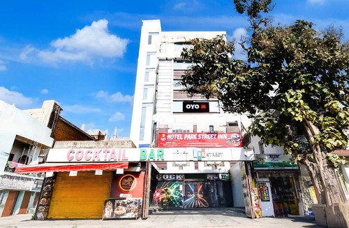 Ranchi Hotel | Super Hotel O Park Street Inn