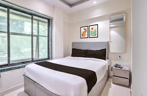 Thane West Hotel | Super Hotel O SK Palace