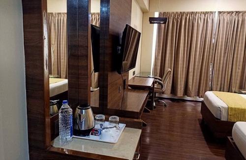 Navarangpura Gam Hotel | Super Inn Armoise Hotel