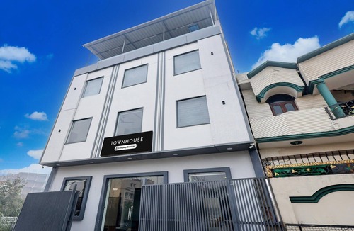 Amritsar House | Super Townhouse GT Road Amritsar