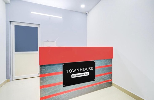 Serilingampally Hotel | Super Townhouse Nallagandla Lingampally