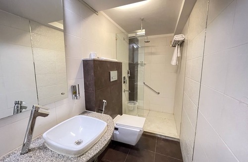 Taj Ganj Hotel | Surasena Regalvista
