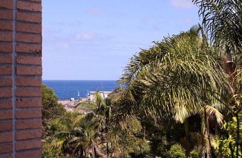 Clovelly House | Surfside Clovelly by Contemporary Hotels