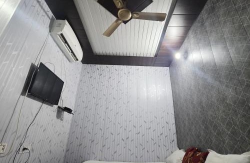 Indira Nagar Hotel | SV inn