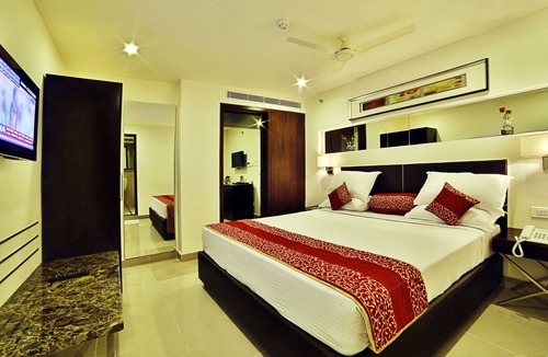 Kakinada Hotel | SVN GRAND