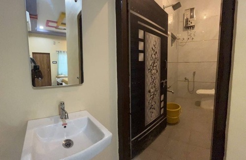 Kamalapur House | Swagath Guest Inn Hampi