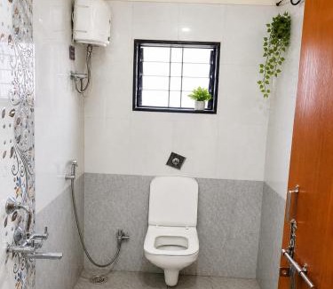 Akalkot House | Swaminchi Savali Bhakt Nivas