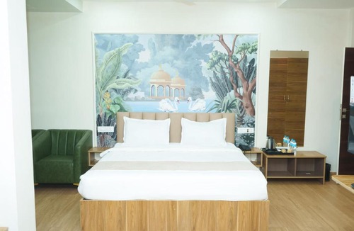 Tuljapur Hotel | Sweekar Executive