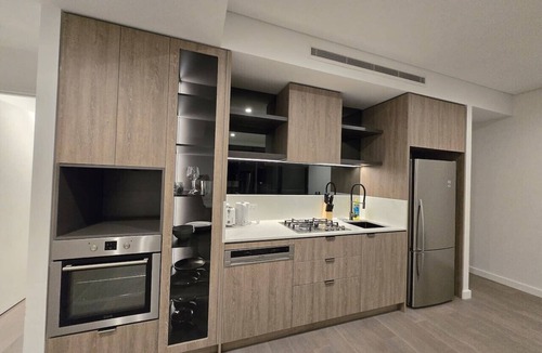 Zetland Apartment | SYD Zetland 2BR 042 Apt Close to CBD & Airport