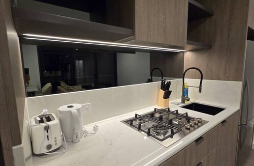 Zetland Apartment | SYD Zetland 2BR 042 Apt Close to CBD & Airport