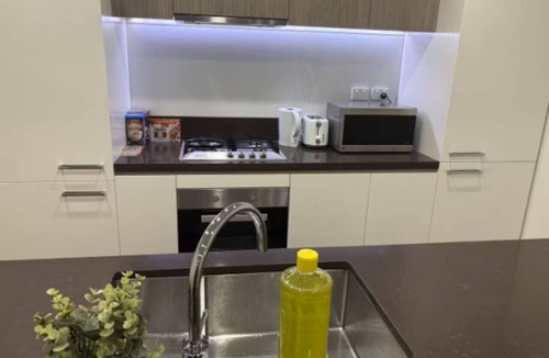 Waterloo Apartment | SYD Zetland 3BR 402 Apt Close to CBD & Airport