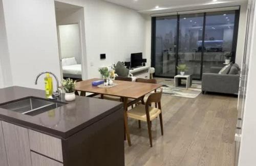 Waterloo Apartment | SYD Zetland AA402 3 BR Apt Close to CBD & Airport