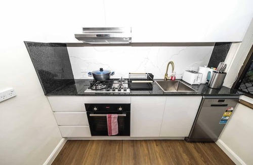 Burwood House | Sydney Burwood 4 bedroom Guest house