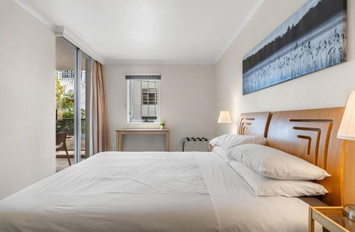 Chippendale Apartment | Sydney City Escape! - Pool, Gym & Parking