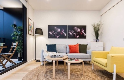 Leichhardt House | Sydney Uni, Prince Alfred Hospital Close With Pool