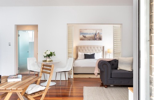 Cammeray Apartment | Tasteful Apartment With Balcony In Cammeray