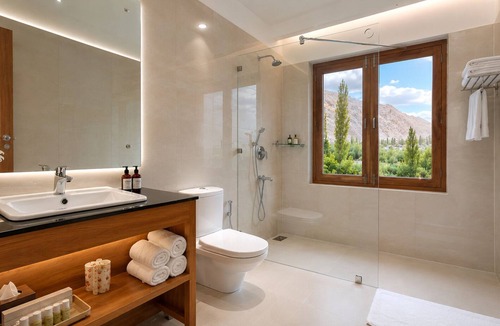 Tingmosgang Hotel | The Apricot Tree Hotel