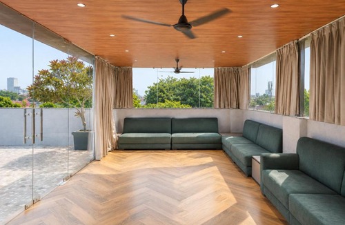 Sector 1 Hotel | The Bay Suites - Salt Lake