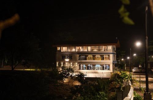Shivpuri Hotel | The Big Bridge- A Boutique Hotel On A Bridge
