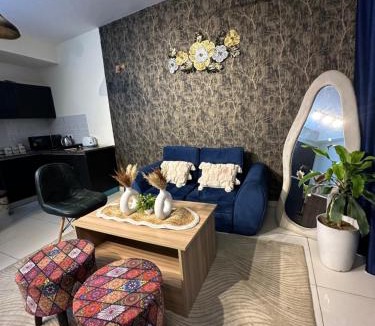 Noida Apartment | The Boho Den By Anneerat Stays