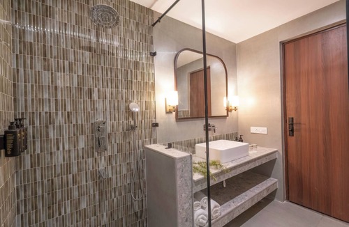 Kaul Hotel | The Chamomile Estate