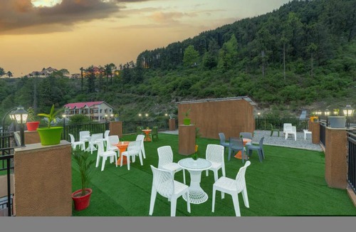 Fagu Hotel | The Charvi Hotels I Vacations I Conference I MICE I Family Events I Open Air Terrace I Sky Bonfire I Charvi Retreat by Exotic Stays
