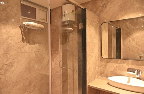 Piparia Hotel | The Citrine Hotel