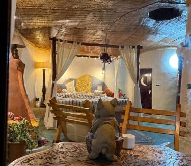 Gunehr Bed & Breakfast | The Cob House