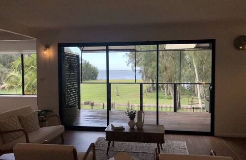 Berkeley Vale House | The COCO -