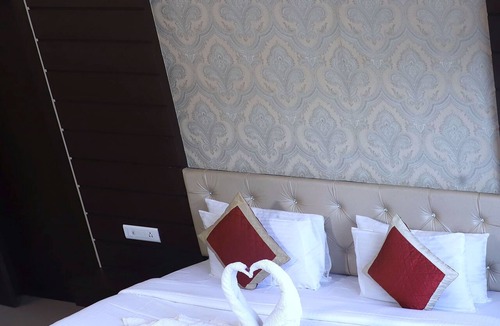 Kumbhalgarh Hotel | The Dabs Tiger Tails Hotel