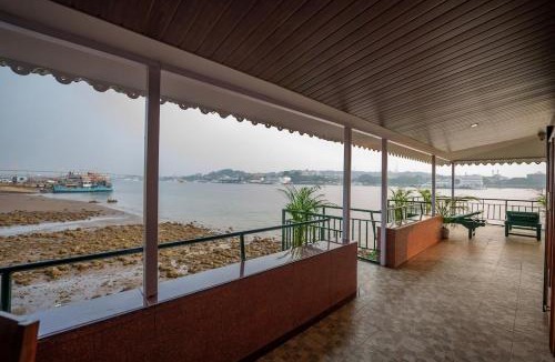 Betim Apartment | The Ferry Cross Museotel
