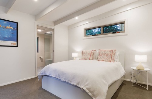 Dangar Island House | The Ferry Master's Cottage. A lovely cottage set on a beautiful island!
