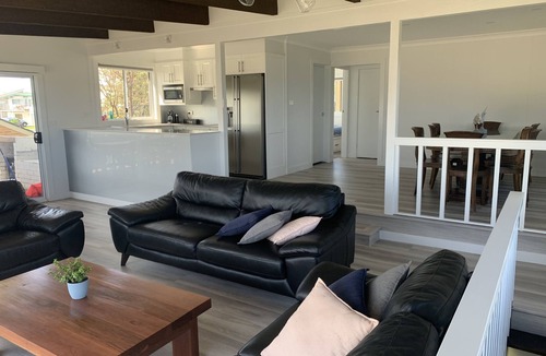 Ulladulla House | ‘The Fourshaw’ on Racecourse beach