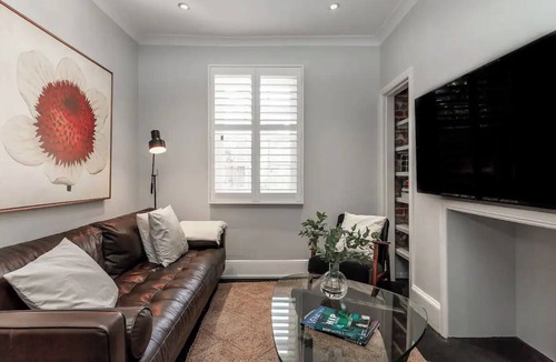 Darlinghurst House | The Gardens Terrace, Located next to Hyde Park - Sydney City