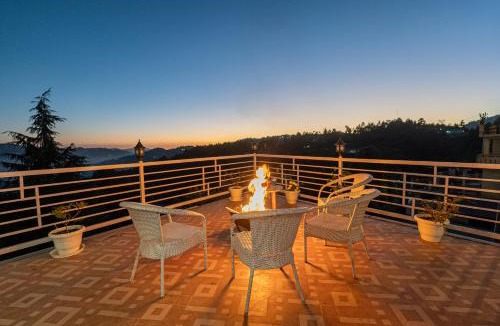 Mukteshwar Hotel | The Golden Castle Hotels